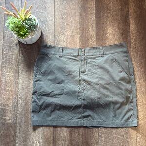 Columbia Omni-shield gray skirt skort H